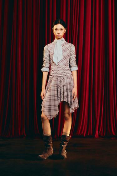 Zara {名称} - {颜色}