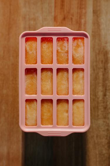 SILICONE ICE LOLLIE MOULD - Pink by Zara