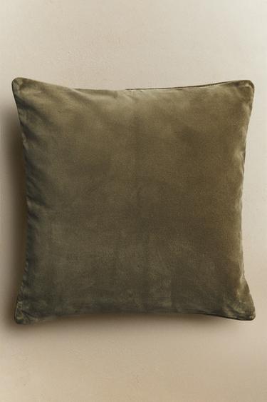 PLAIN VELVET CUSHION COVER - Green by Zara