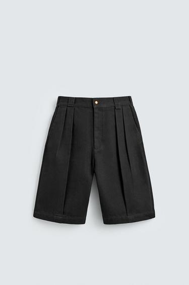 RELAXED FIT PLEATED BERMUDA SHORTS - Black by Zara