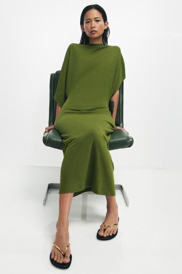 Zara {名称} - {颜色}