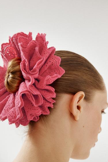 MAXI COTTON SCRUNCHIE WITH EMBROIDERY - Fuchsia by Zara - Image 0
