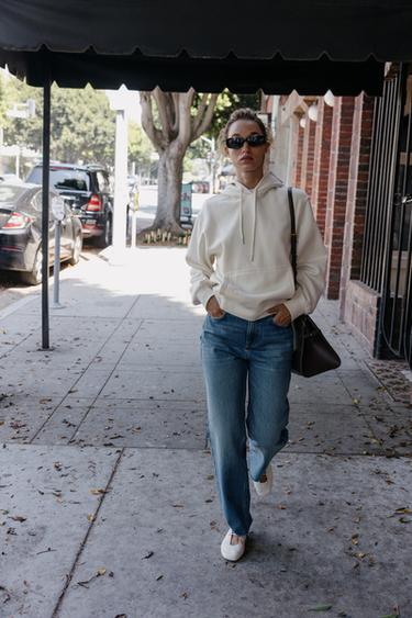 BASIC HOODIE - Ecru by Zara