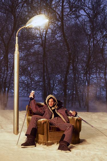 Zara {名称} - {颜色}