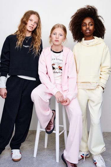 Zara {名称} - {颜色}