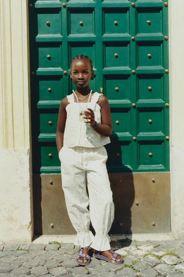 Zara {名称} - {颜色}