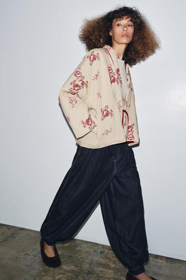 FLORAL EMBROIDERY QUILTED JACKET - Beige by Zara