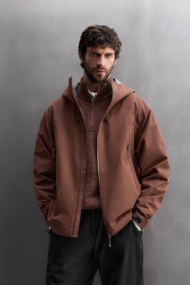 WATERPROOF SHELL TECHNICAL JACKET - Brick by Zara