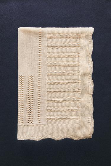 OPENWORK COTTON BABY BLANKET - Ecru by Zara