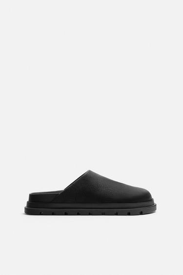 CHUNKY CLOGS - Black by Zara