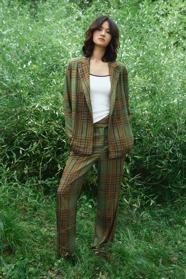 Zara {名称} - {颜色}
