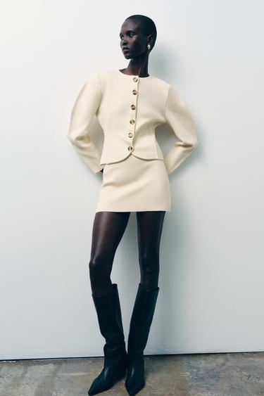 Zara {名称} - {颜色}