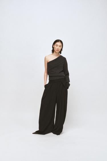 ZW COLLECTION PLEATED WIDE-LEG TROUSERS - Black by Zara