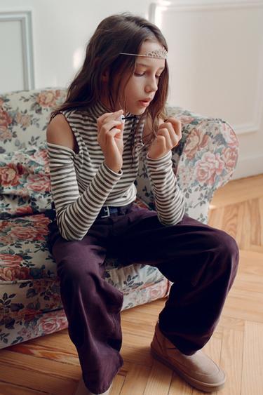 TURTLENECK CUT-OUT T-SHIRT - striped by Zara