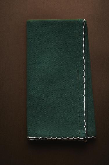 PACK OF SCALLOPED NAPKINS (PACK OF 2) - Green by Zara