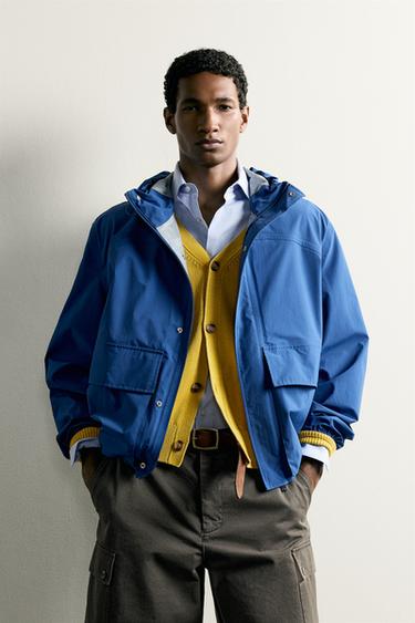TECHNICAL HOODED RELAXED FIT JACKET - Bluish by Zara