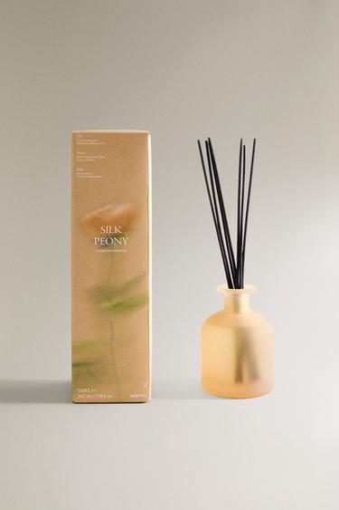 (230 ML) SILK PEONY REED DIFFUSERS - Pale pink by Zara