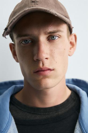 Zara {名称} - {颜色}