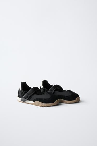 ROCK SPORTS BALLERINA - Black by Zara