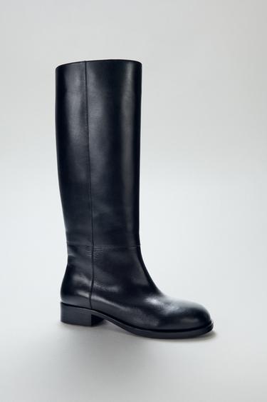FLAT LEATHER BOOTS - Black by Zara