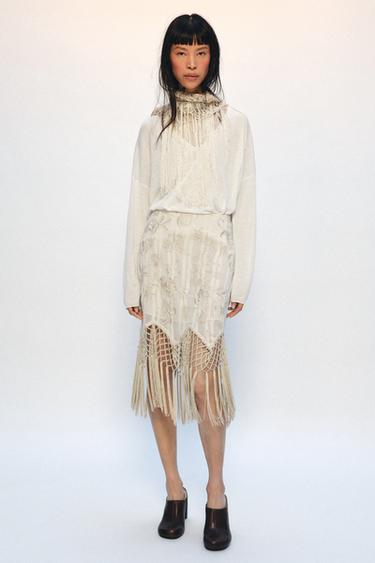 Zara {名称} - {颜色} - 0 图片