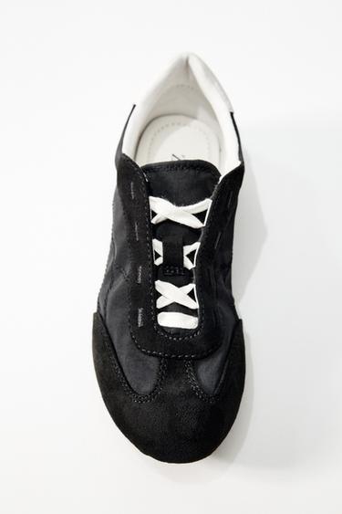 SOFT CONTRAST RUNNING TRAINERS - Black by Zara