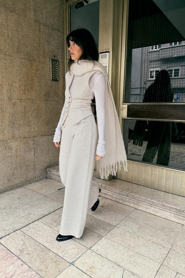 Zara {名称} - {颜色}