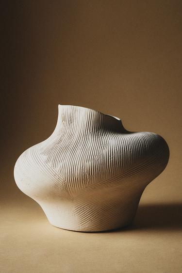 IRREGULAR CERAMIC VASE - White by Zara
