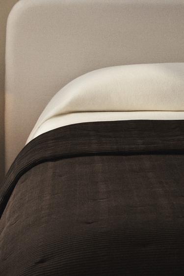 GATHERED COTTON QUILTED BEDSPREAD - Dark brown by Zara