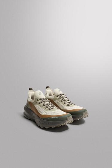 Zara {名称} - {颜色}