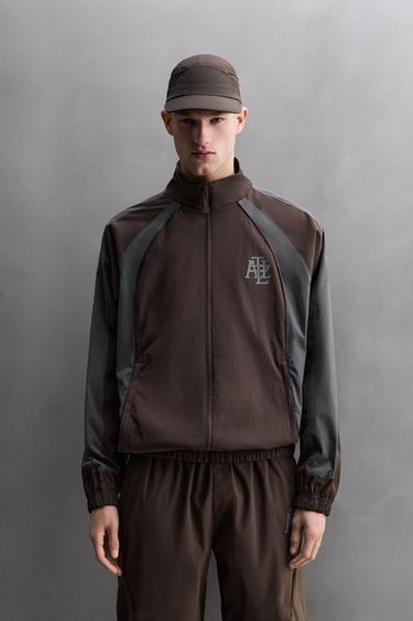 COLOUR BLOCK FOOTBALL TECHNICAL JACKET - Burgundy by Zara