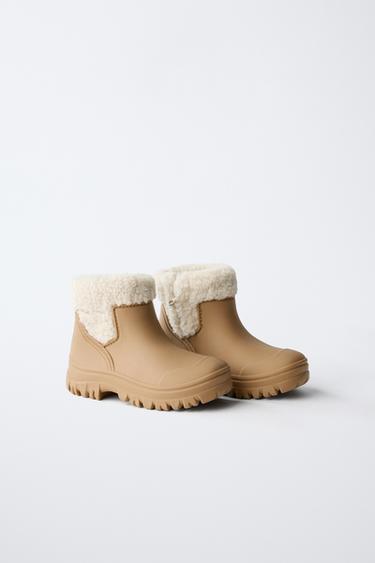 FAUX SHEARLING WELLIES - Caramel Brown by Zara