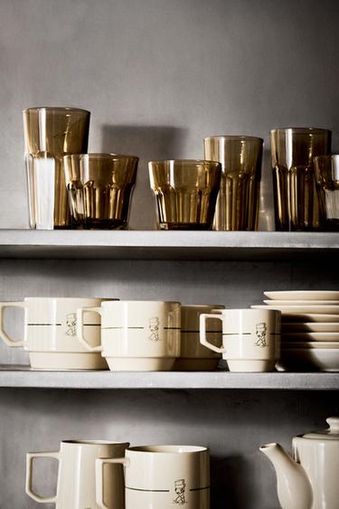 Zara {名称} - {颜色}