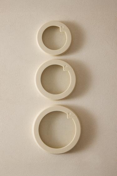 SET OF SILICONE AND GLASS LIDS (SET OF 3) - Cream by Zara