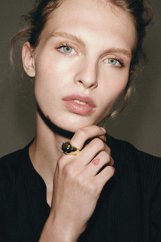 METAL STONE RING - Green by Zara - Image 0