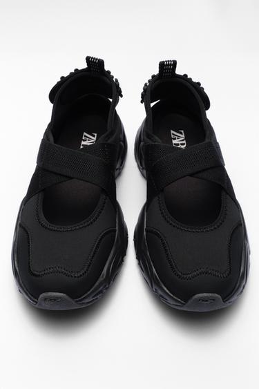 OPEN FLOWER TRAINERS - Black by Zara