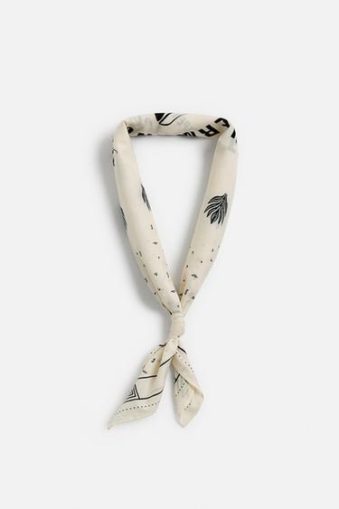 CONTRAST PRINT BANDANA - Ecru by Zara