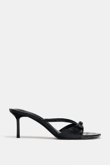 TEXTURED HEELED SANDALS WITH BUCKLE - Black by Zara
