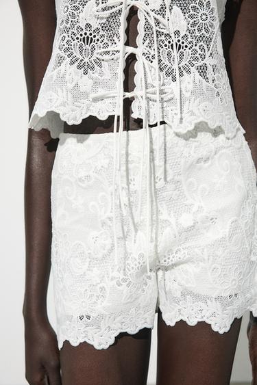 EMBROIDERED SHORTS - White by Zara
