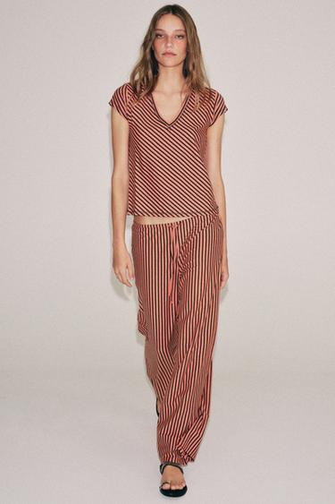 Zara {名称} - {颜色} - 0 图片