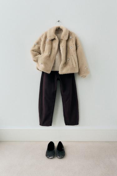 Zara {名称} - {颜色}