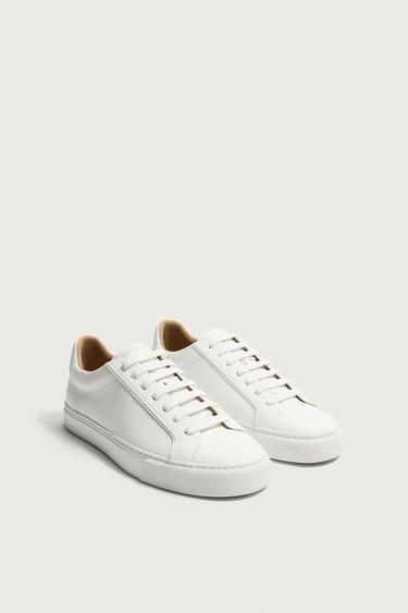 MINIMALIST TRAINERS - White by Zara