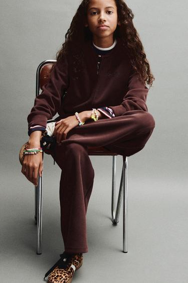 Zara {名称} - {颜色}