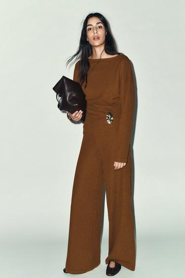 Zara {名称} - {颜色}