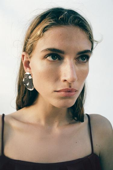 METAL PLATE EARRINGS - Silver by Zara