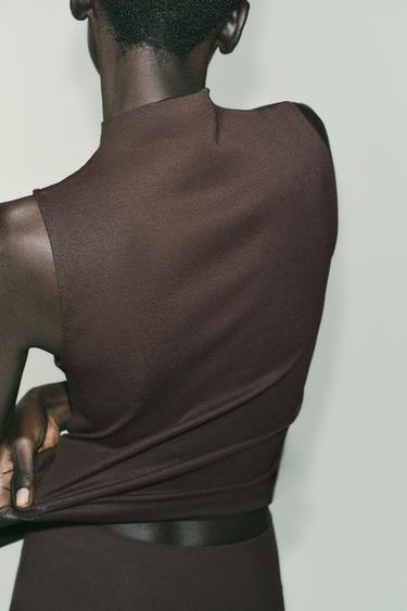 Zara {名称} - {颜色}