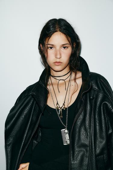 Zara {名称} - {颜色} - 0 图片