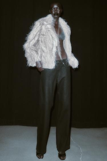 Zara {名称} - {颜色}