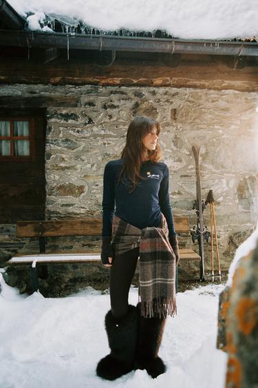 Zara {名称} - {颜色} - 0 图片