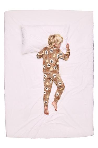 Zara {名称} - {颜色}